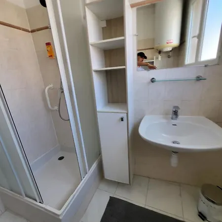 Sanaryloc Apartamento